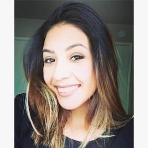 Meet your Posher, Valeria